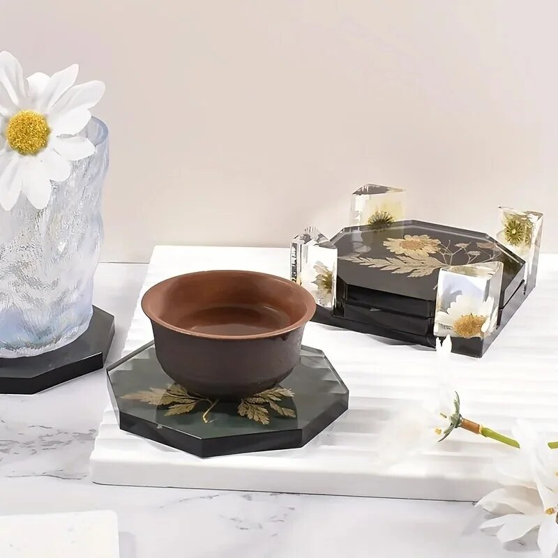 تتضمن مجموعة قوالب راتينج كوست - مراجعة Resin Art Case وسعره