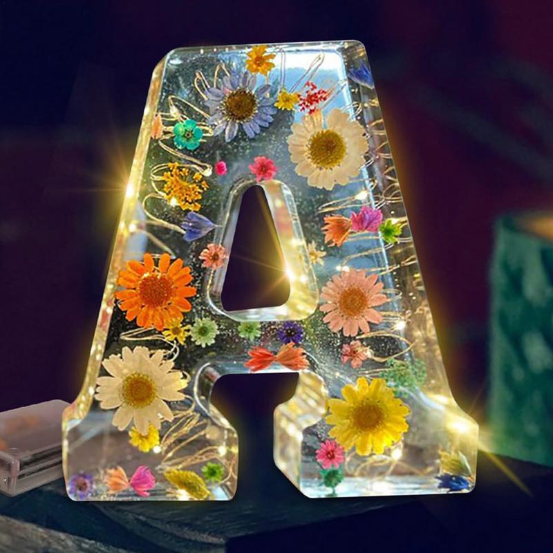 مصباح راتينج مزخرف مكون من 26  - مراجعة Resin Art Alphabet وسعره
